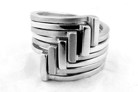 Squaring Off stacking Rings